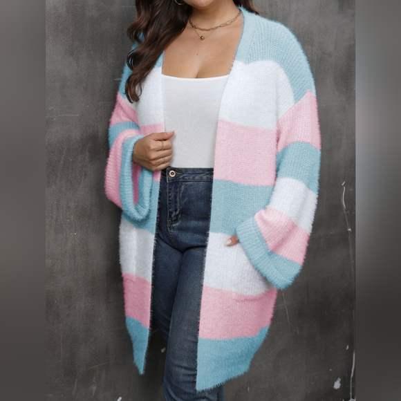 Plus Size Blocked Harmony Cardigan - Pink - Picture 3 of 5